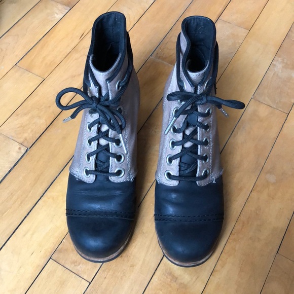 Sorel PDX Wedge Boots - Picture 3 of 11